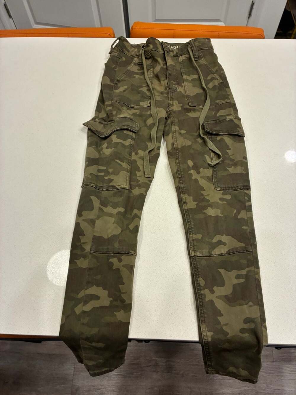 American Eagle Ne(x)t Level Stretch Camo Cargo Crop Pants Size 0